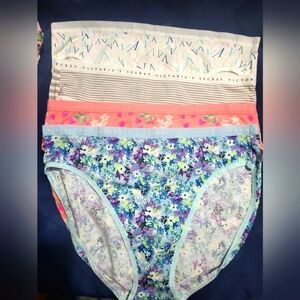 VICTORIA S SECRET High rise brief panties ( set of 4)- Size Large